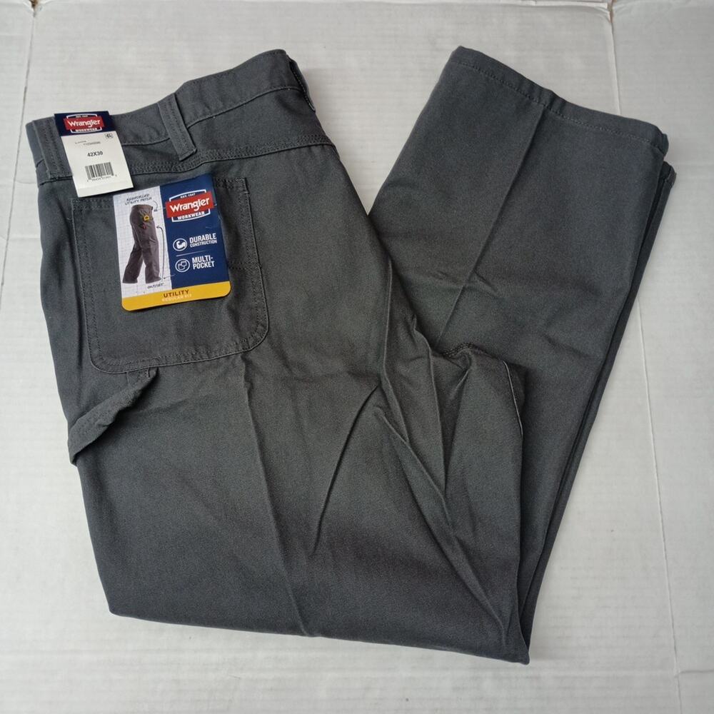 Wrangler Workwear Carpenter Utility Pants Men's 42x30‎ Gray Regular Fit Durable
